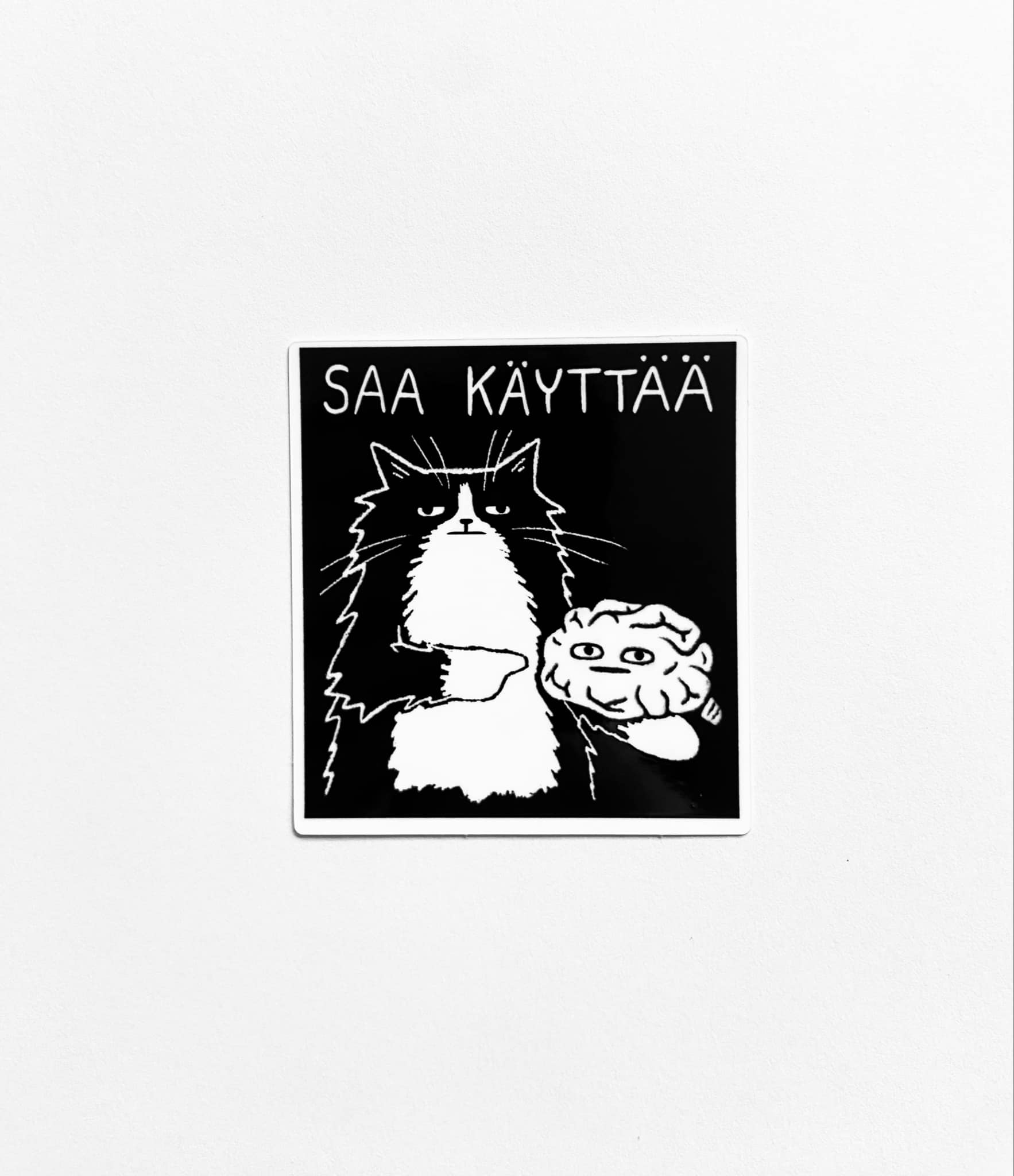 Darrakatti Saa käyttää- tarra