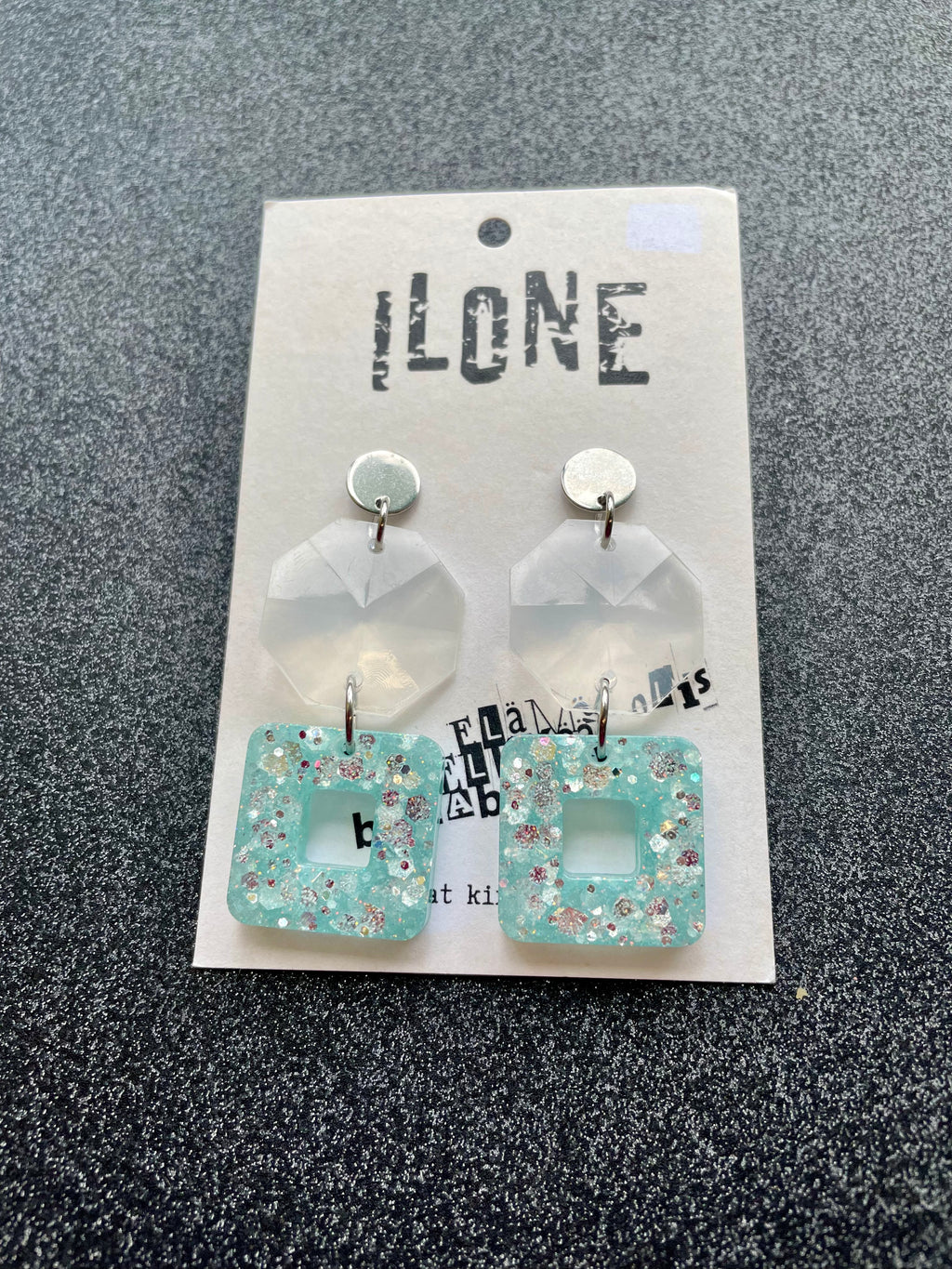 Ilone vaaleansiniset glitterkorvakorut