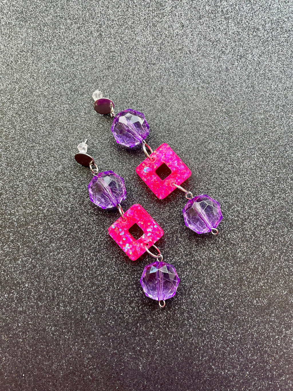 Ilone violetti- pinkit korvakorut