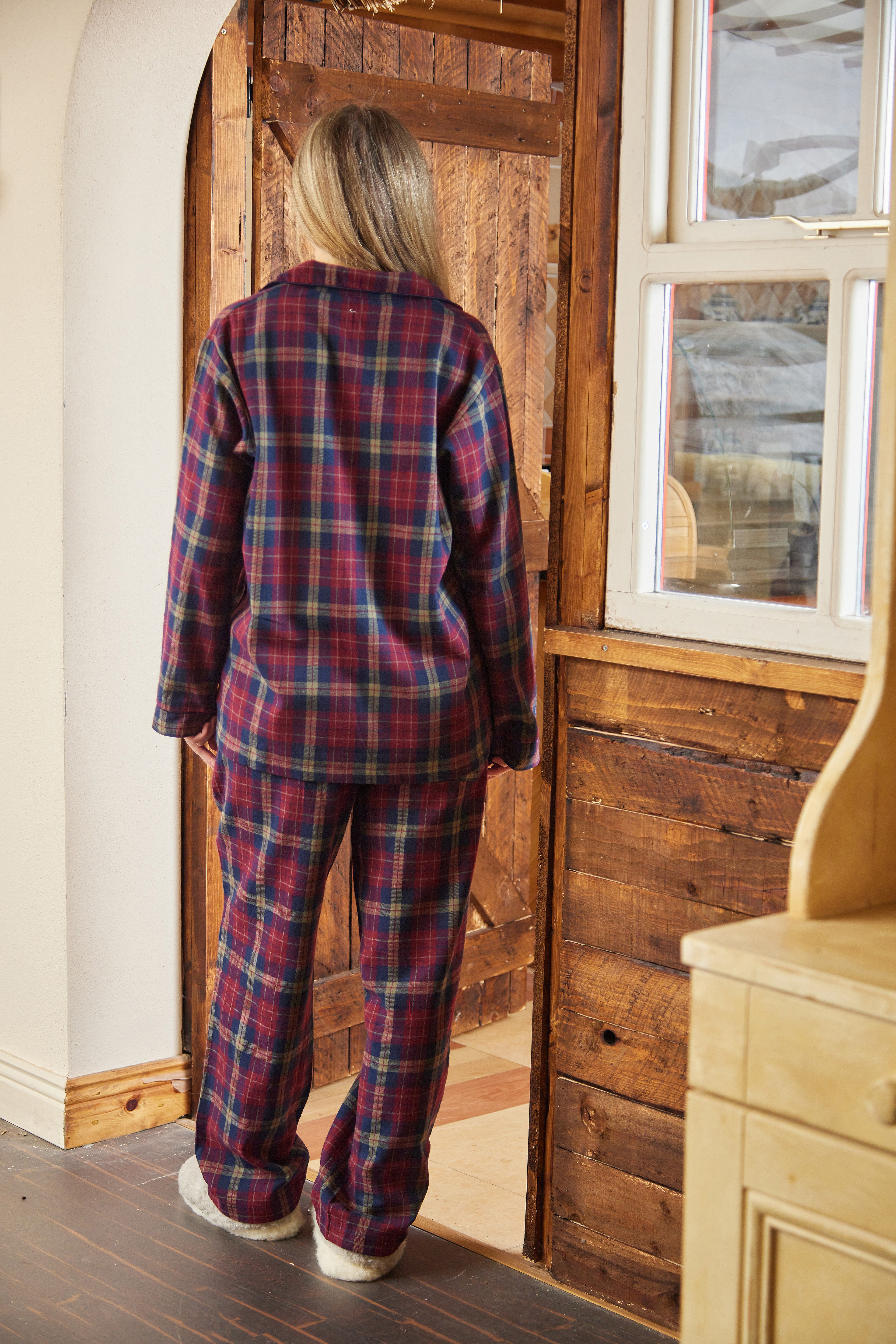 Lee Valley flanellinen pyjama viininpunainen- tummansininen ruutukuosi