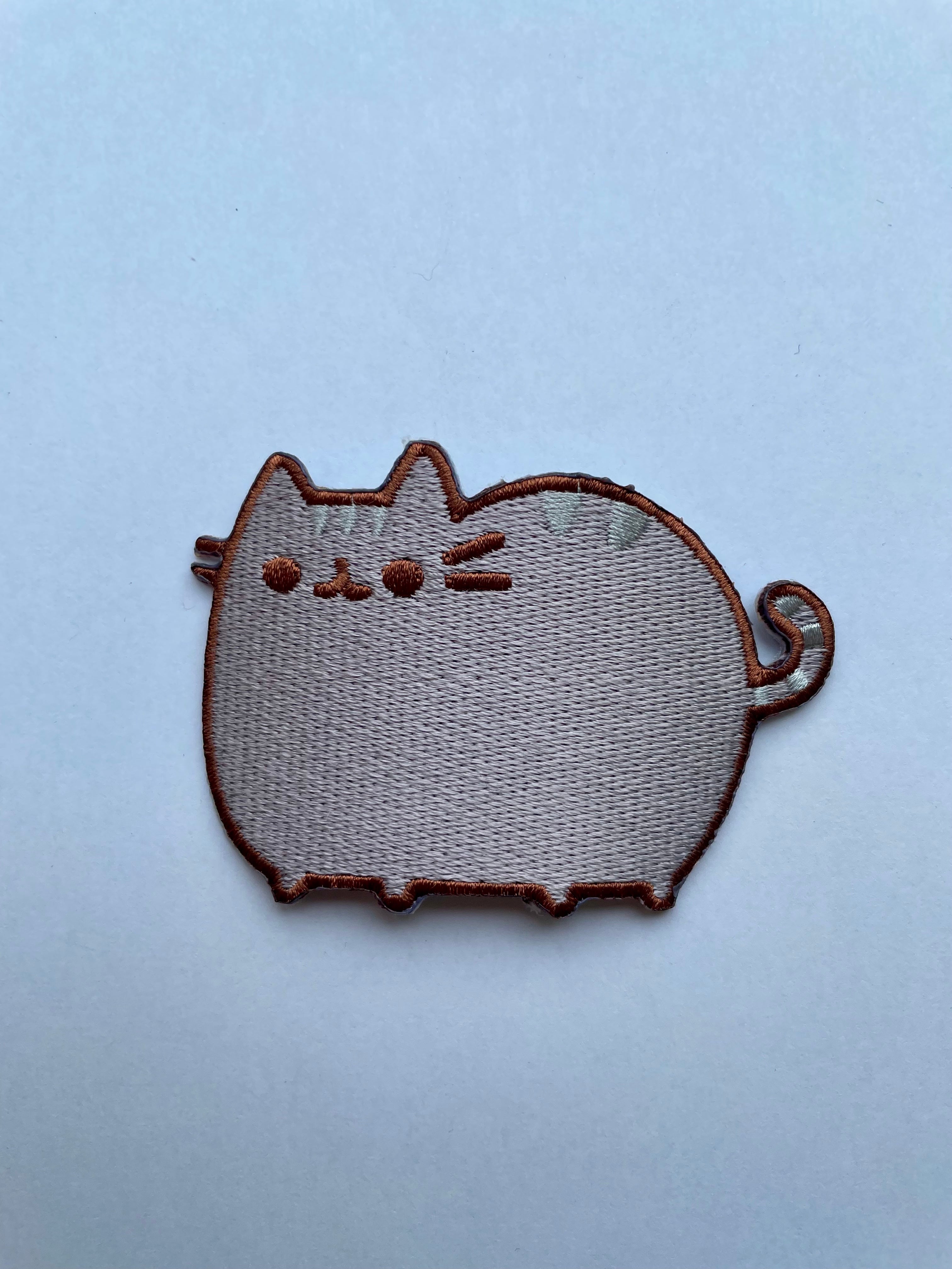 Pusheen kissa kangasmerkki