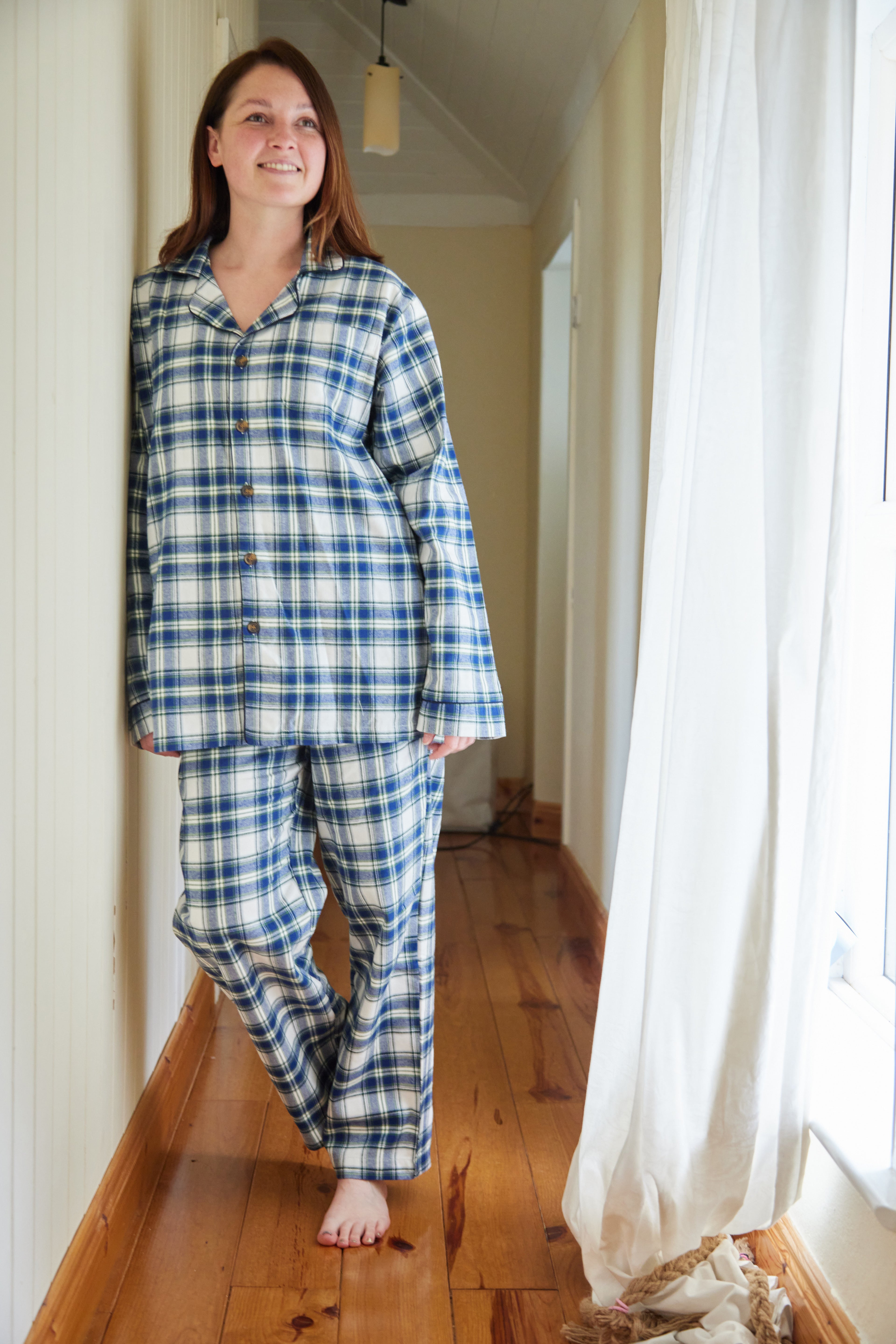 Lee Valley flanellinen pyjama sini-valko- vihreäruudullinen